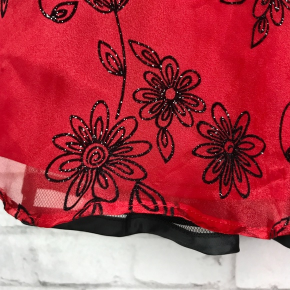 Girls Size 4T Stretch Velvet Dress - Picture 3 of 8